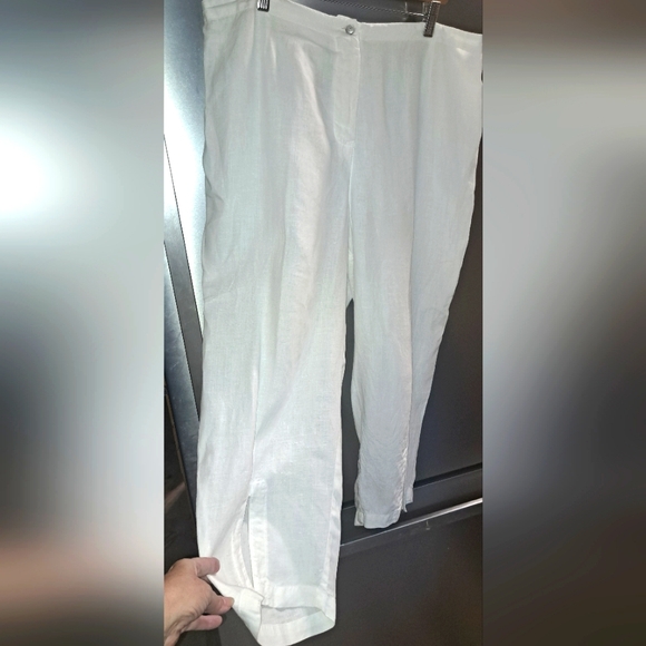 Johnny Was Pants - Johnny Was White Linen Tapered Leg Pants Split Front Hem Cropped Summer 1X